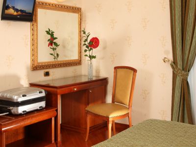 hotel-serena-rome-room-03